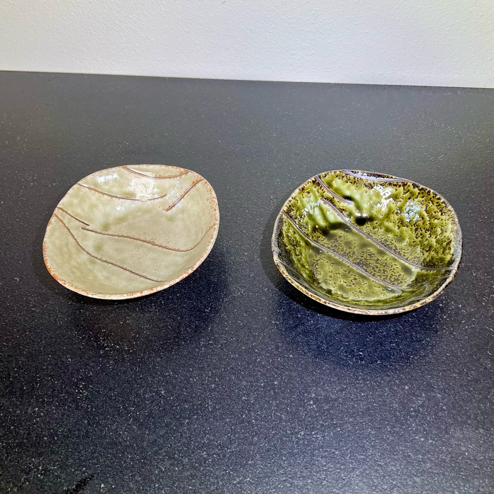 Set of Two Ceramic Bowls in Green and Tan